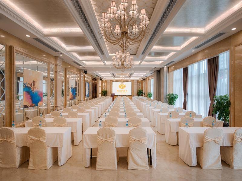 Vienna Classic Hotel Dongguan Changan Xiandai Exteriör bild